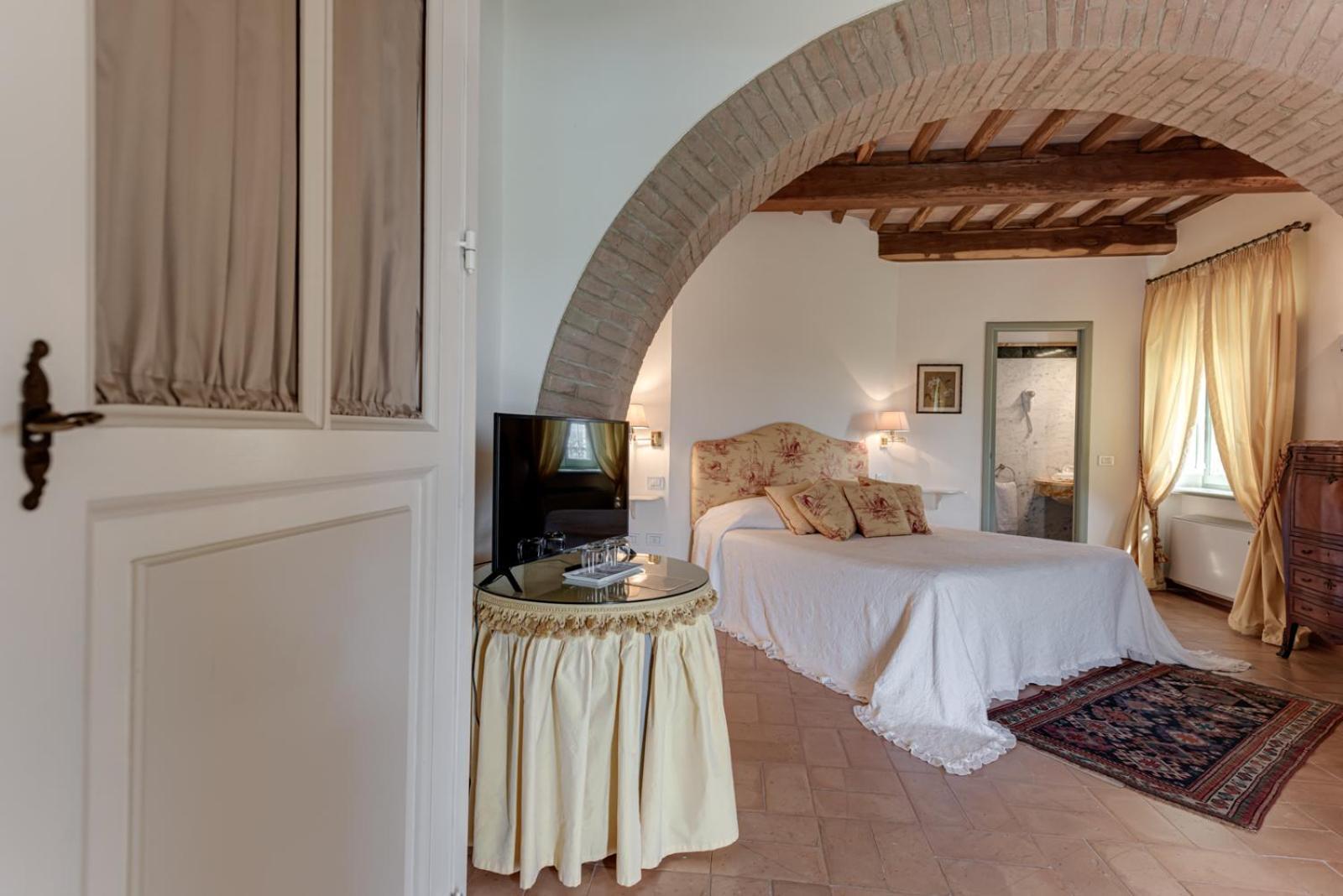 Villa Il Castagno Wine & Resort Siena Ngoại thất bức ảnh