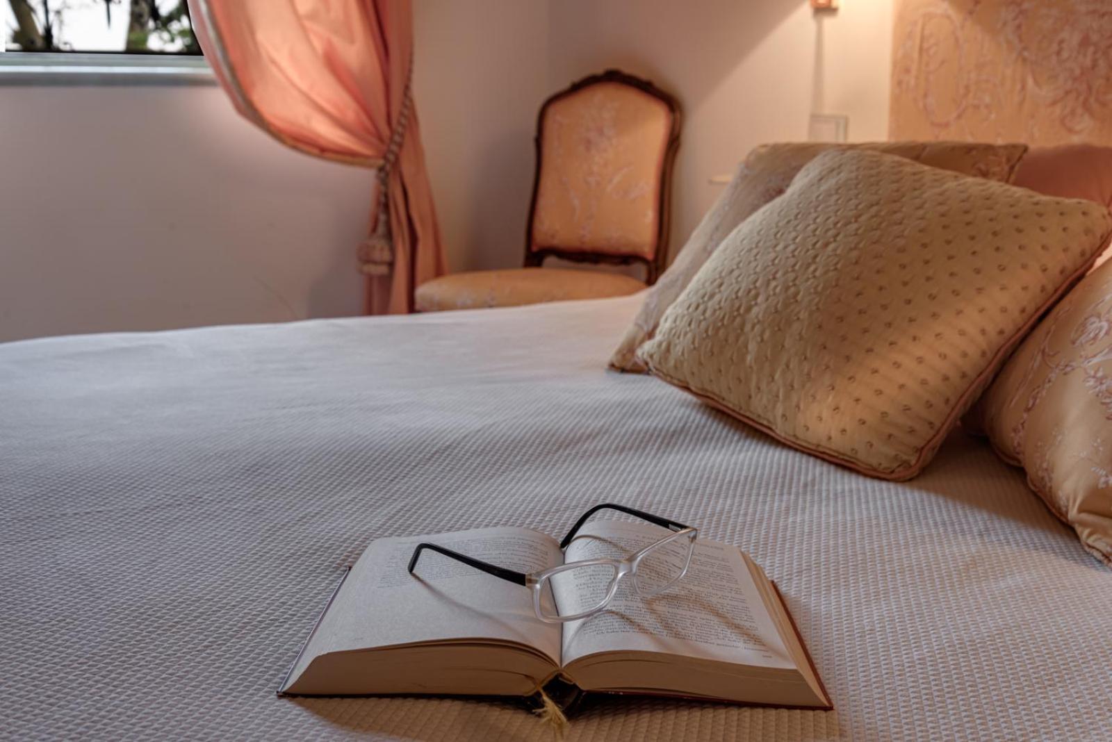 Villa Il Castagno Wine & Resort Siena Ngoại thất bức ảnh
