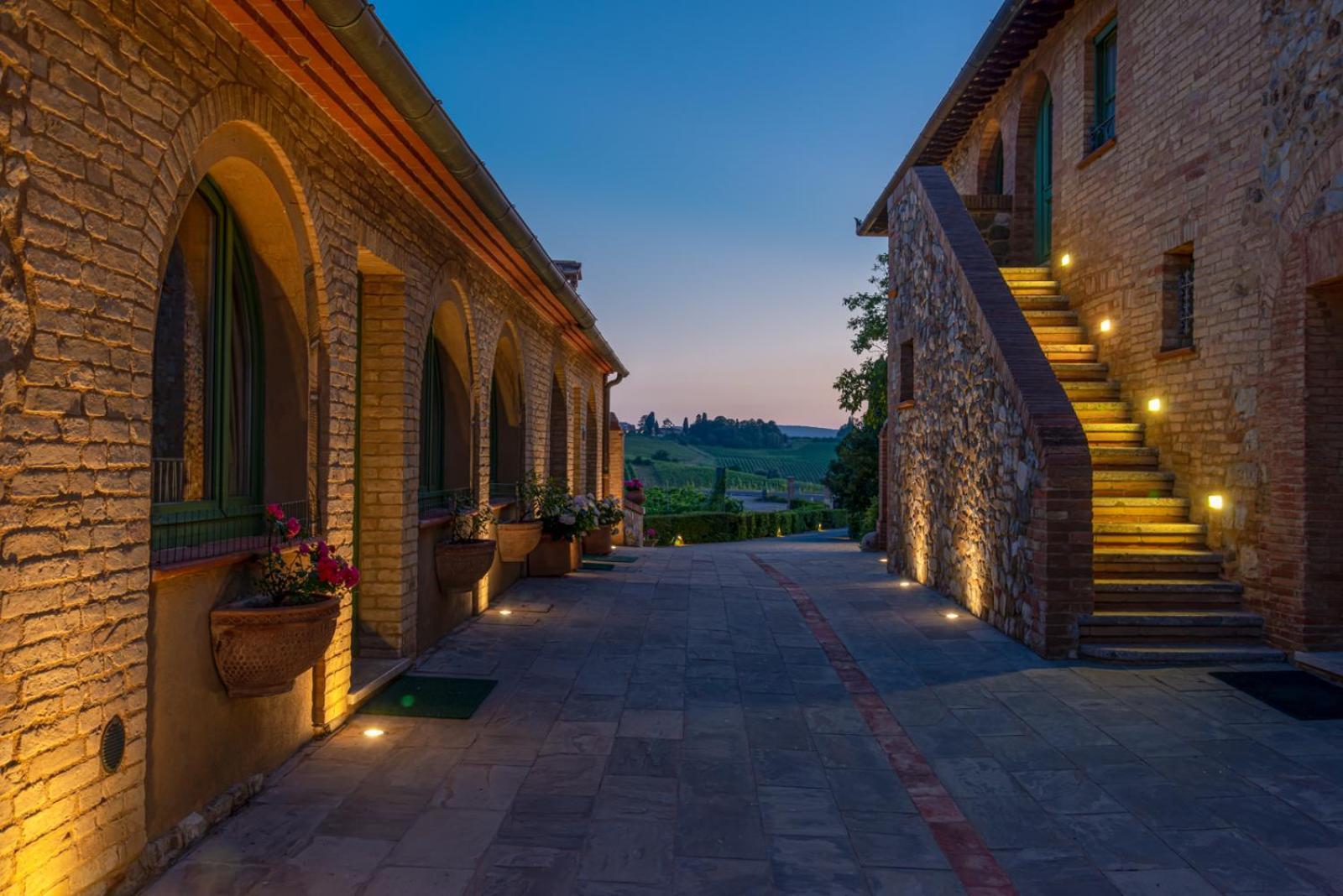 Villa Il Castagno Wine & Resort Siena Ngoại thất bức ảnh