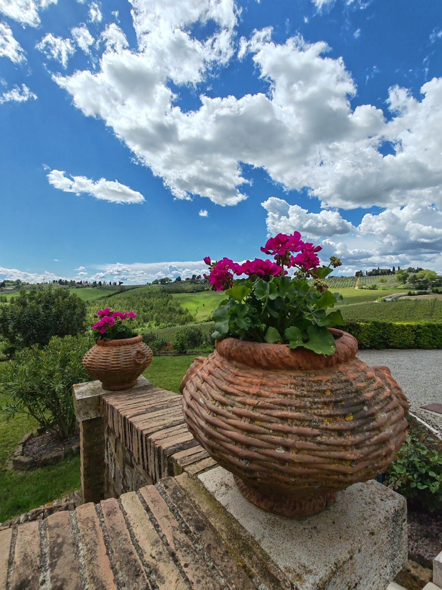 Villa Il Castagno Wine & Resort Siena Ngoại thất bức ảnh